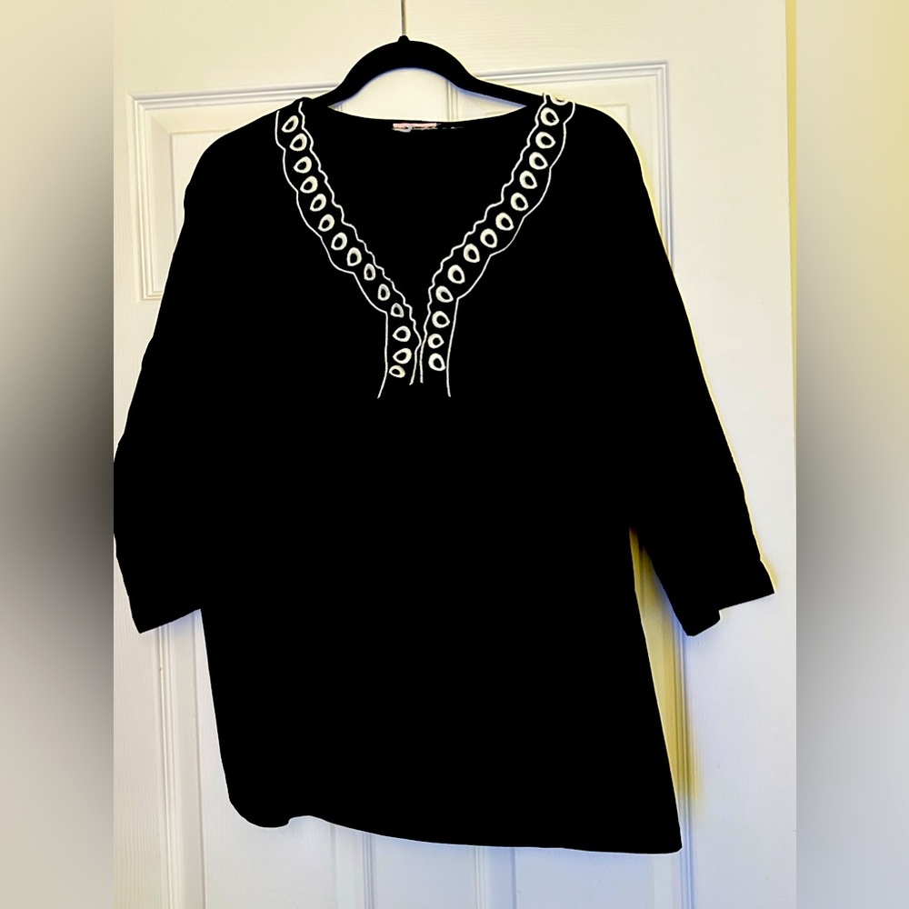 INC - XL - Black Long Sleeve White Neckline Top/Shirt